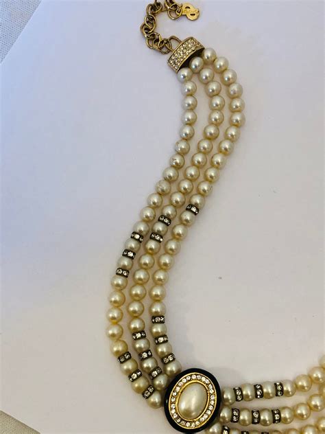 collar de perlas dior|Collares .